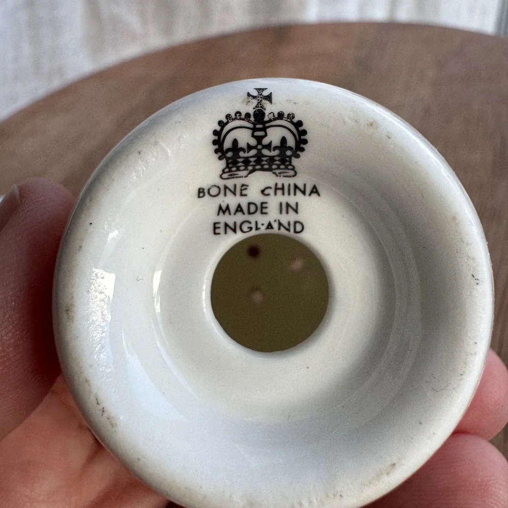 Vintage Sandford Salt and Pepper Shakers‎ Floral Bone China Egg Shaped England